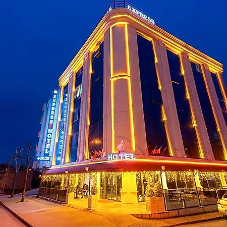 Express Hotel 4*
