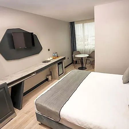 Hotel Express 4*